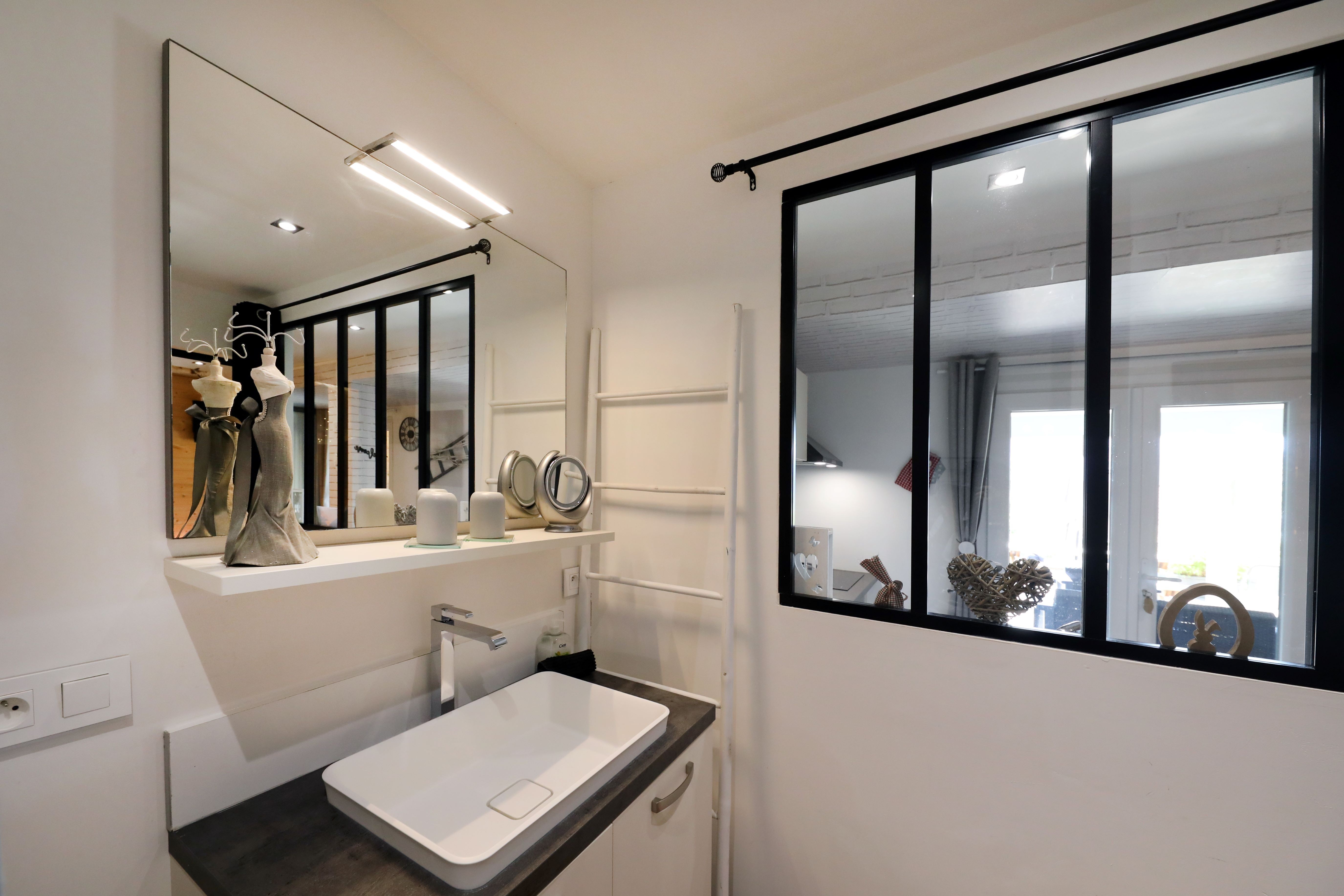 Salle d'eau  - Chambre d'hôtes Cocoon Le Nid Cosy d'Isa