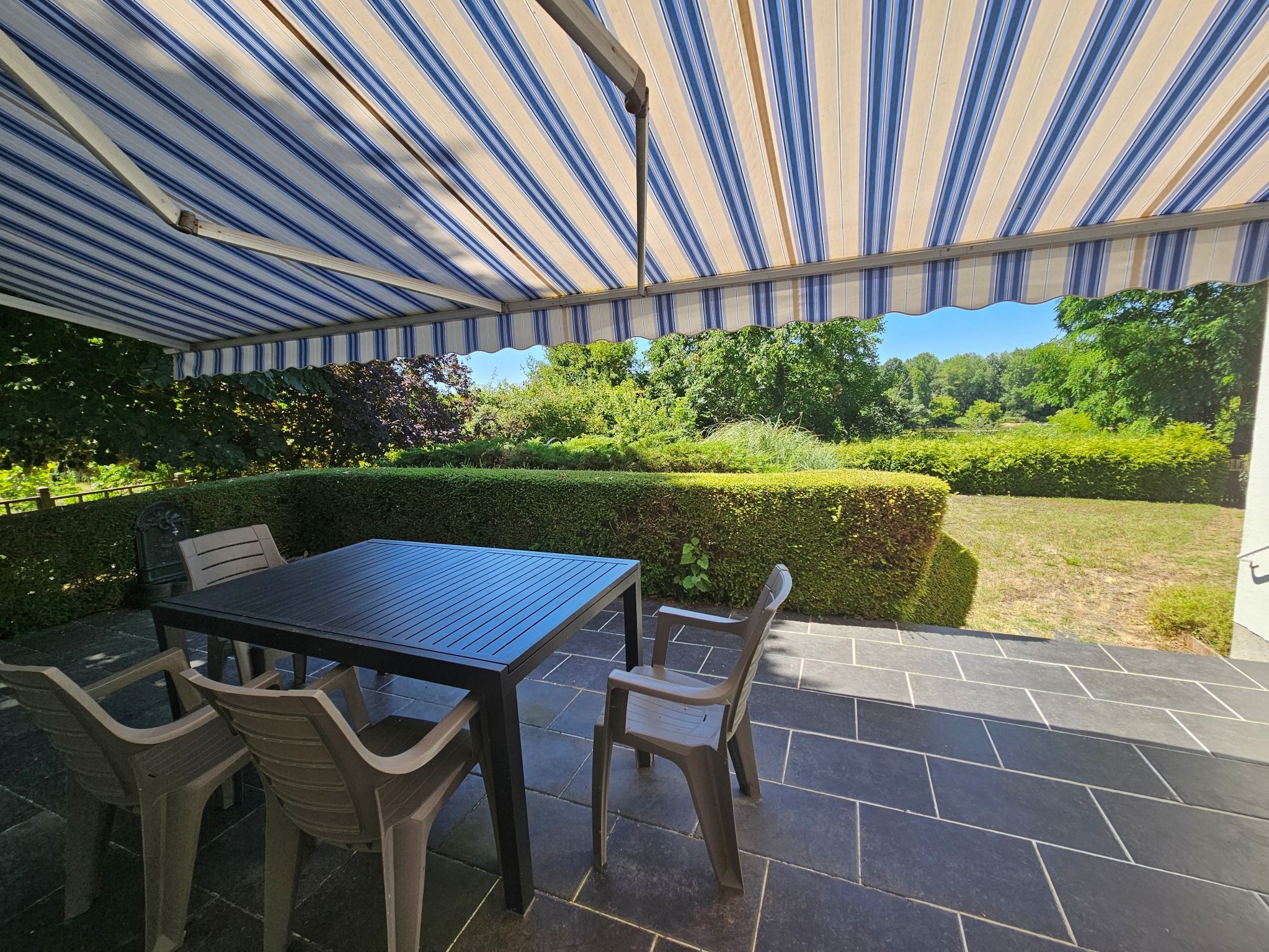 Terrasse Le Trigan pour 7 personnes, près de Chambord, Val de Loire