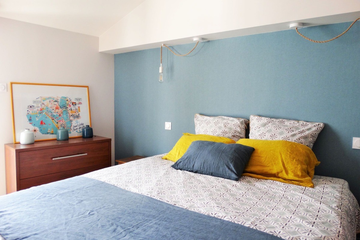 Chambre avec un lit en 160