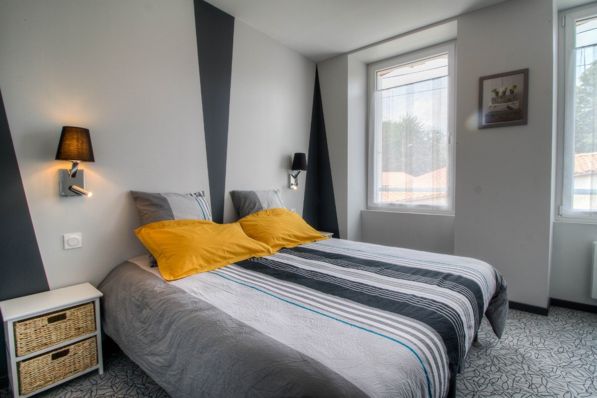 Chambre 2 : un lit en 160