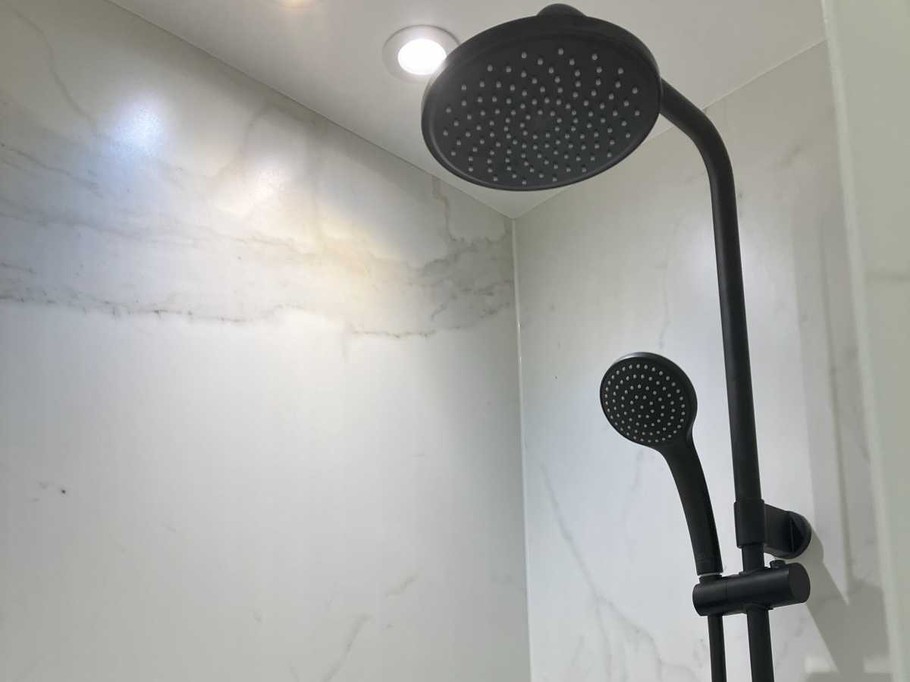 Douche à l'italienne
