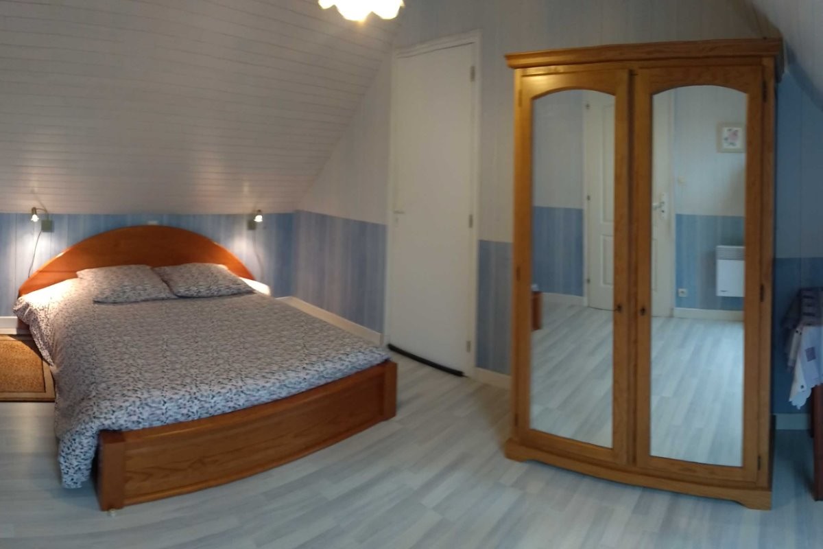 petite chambre - 1 lit 2 pers.