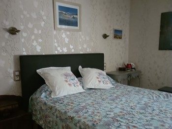 un lit de 160 cm chambre Vidalie