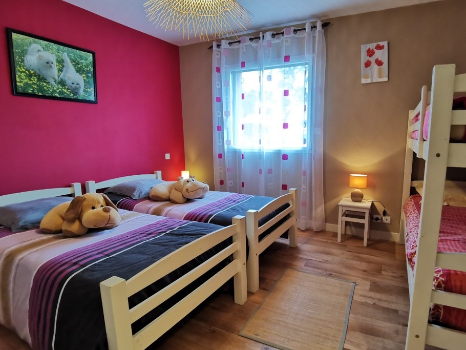 Chambre avec 4 lits 90