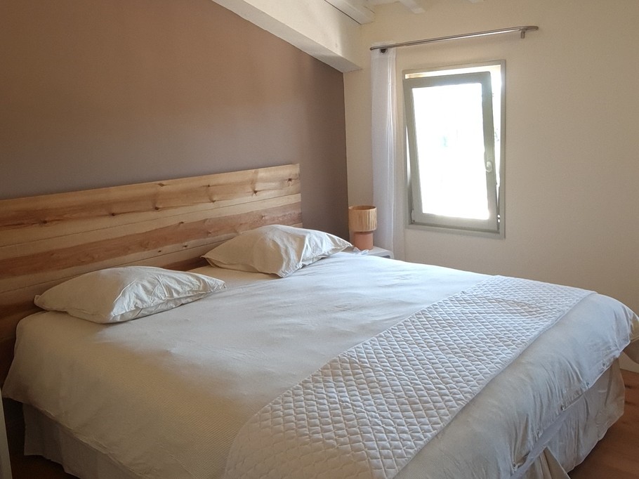 Room2