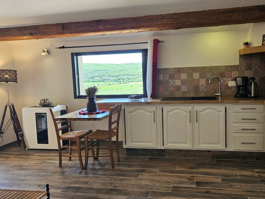 Coin cuisine, Gîte le Larès, Domaine la Melette