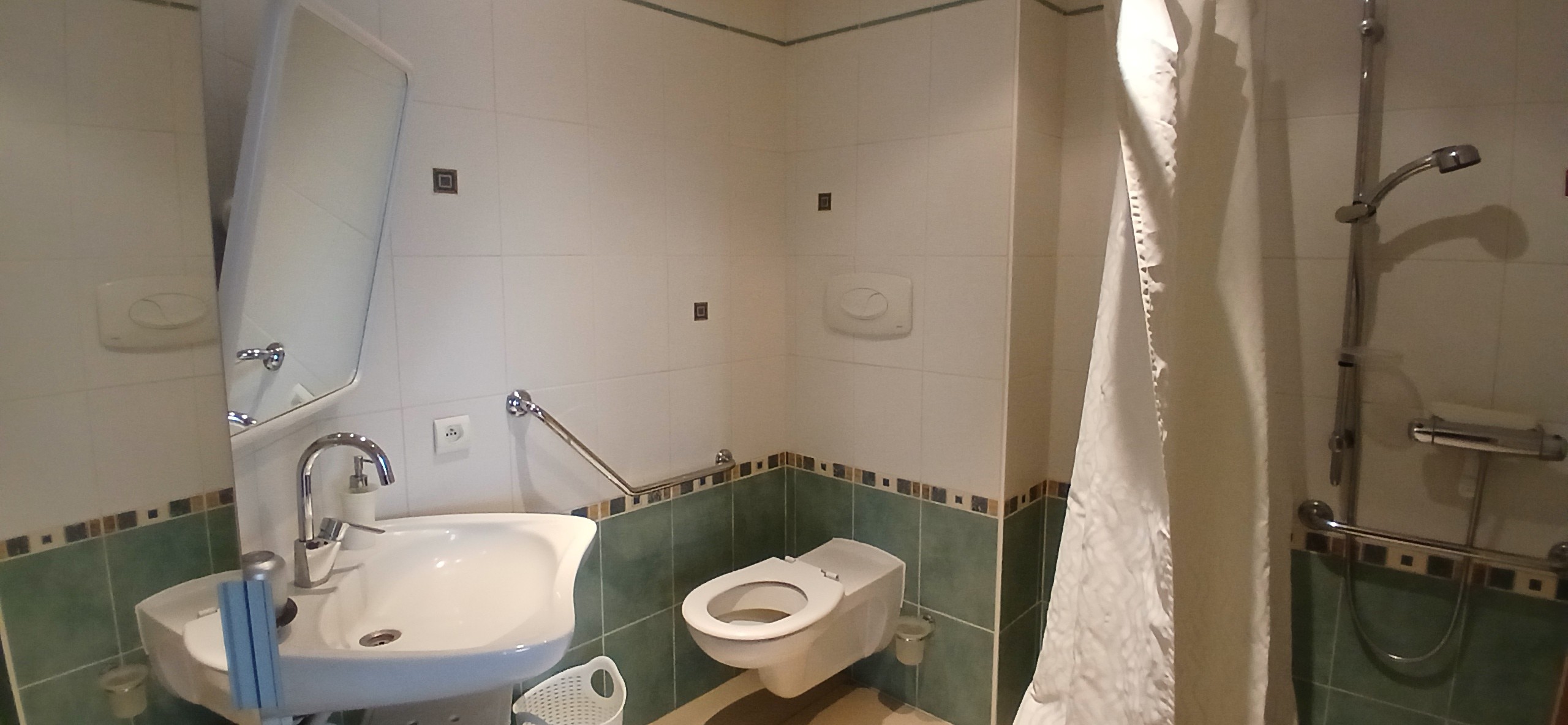 Photo n° 16 de la location