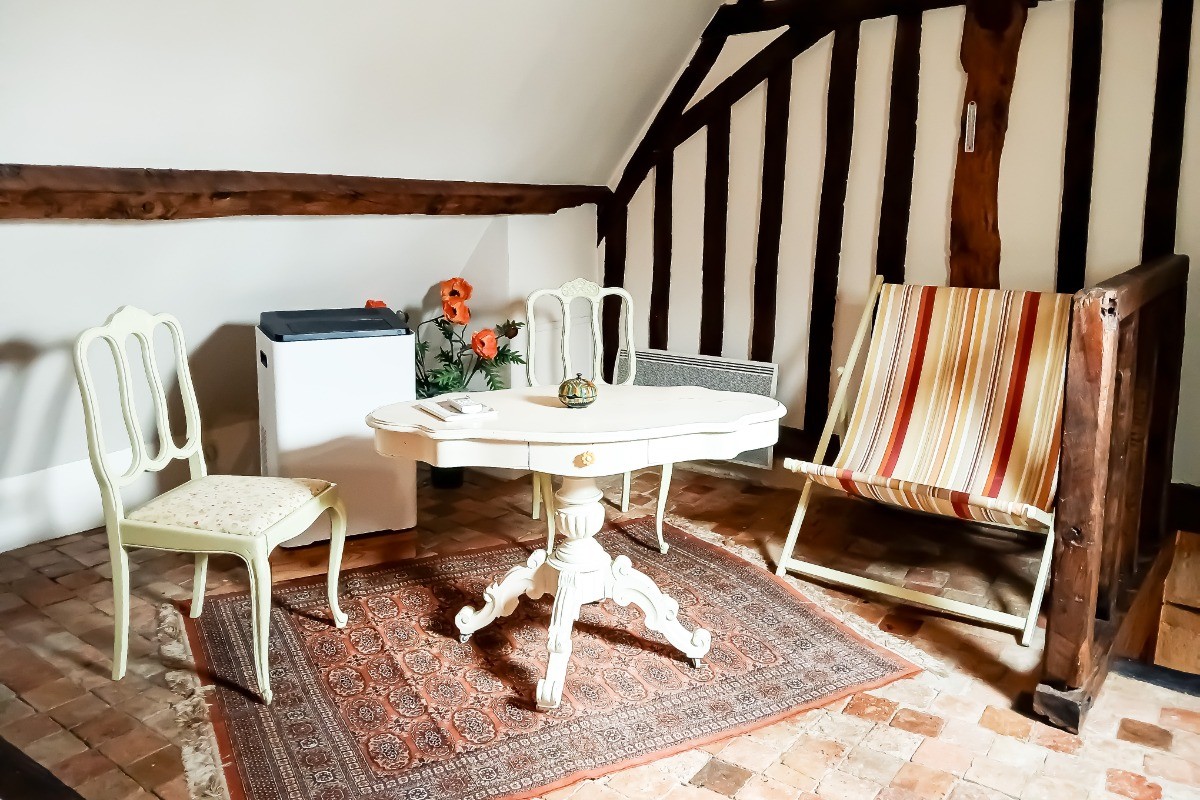 Chambre n°2 R+2 (climatisée/salon)