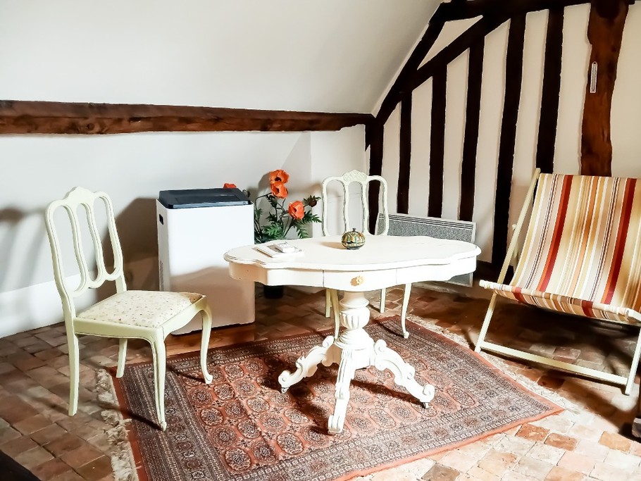 Chambre n°2 R+2 (climatisée/salon)
