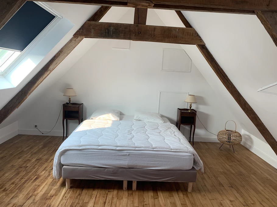 Etage 2 (vue1) : Chambre 4 avec 1 lit 160
