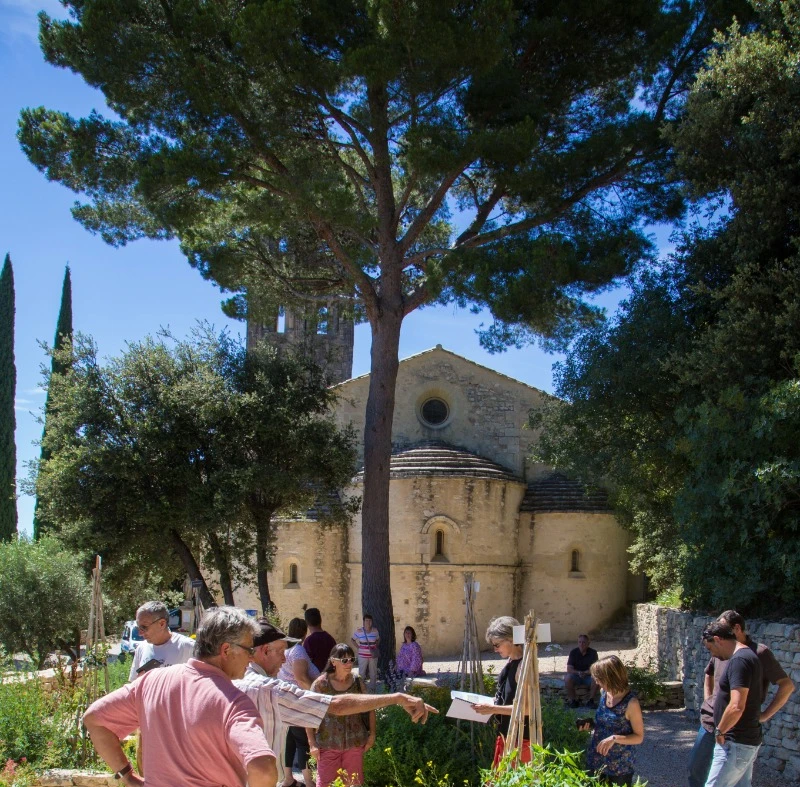 Visite jardin romain Notre Dame d'Aubune (©HOCQUEL A - VPA)