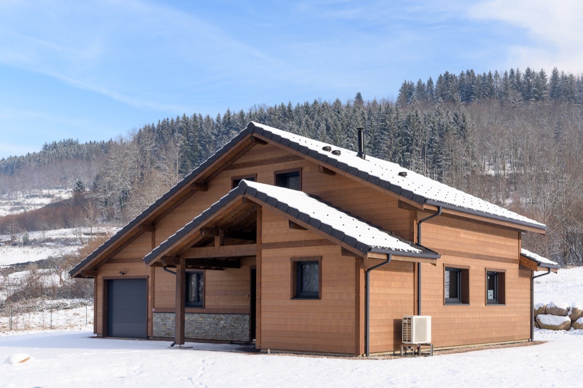 Vue extérieure en hiver - Chalet "Le Domaine des Mésanges"
