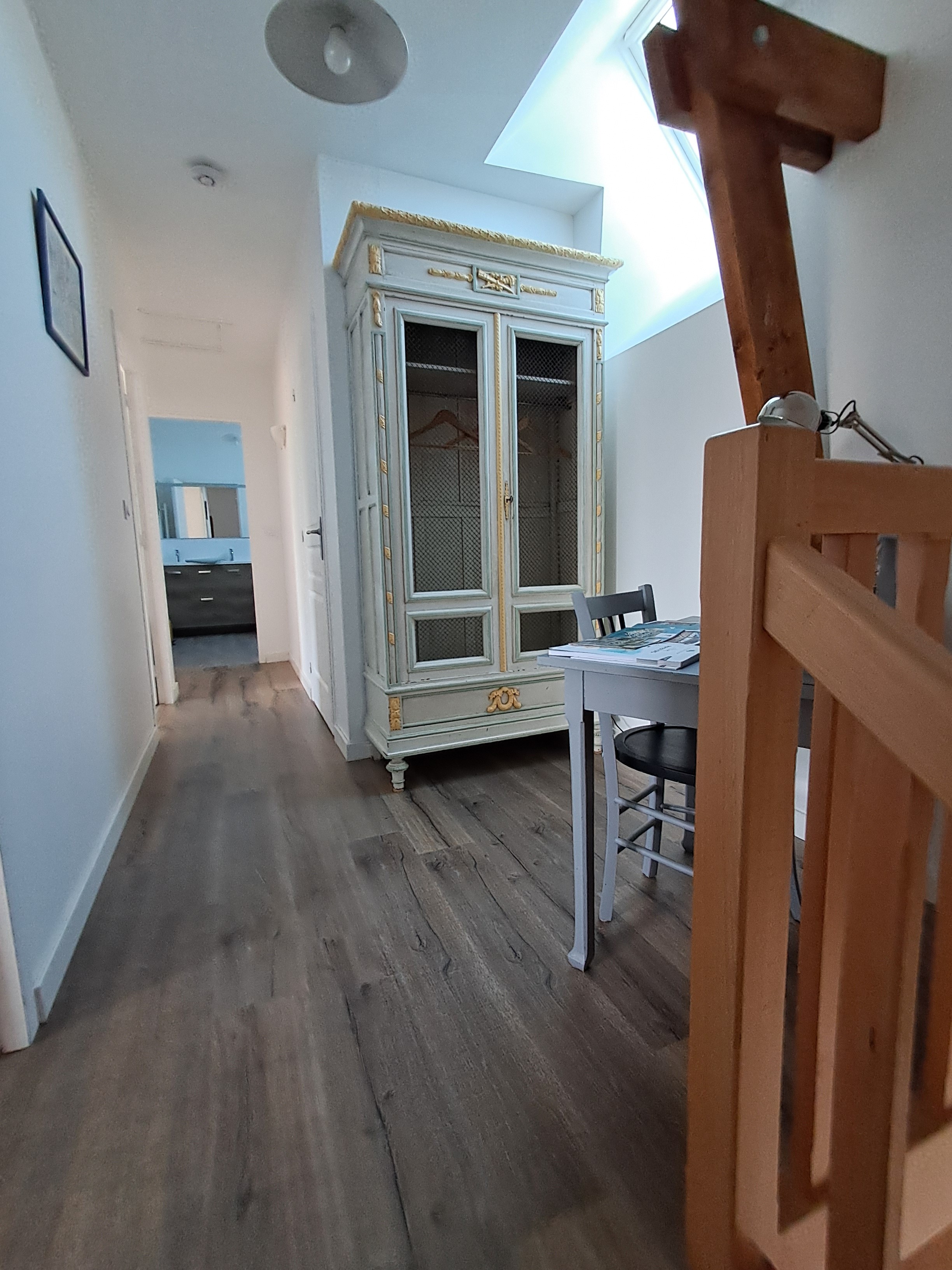 Arrivée à l'étage