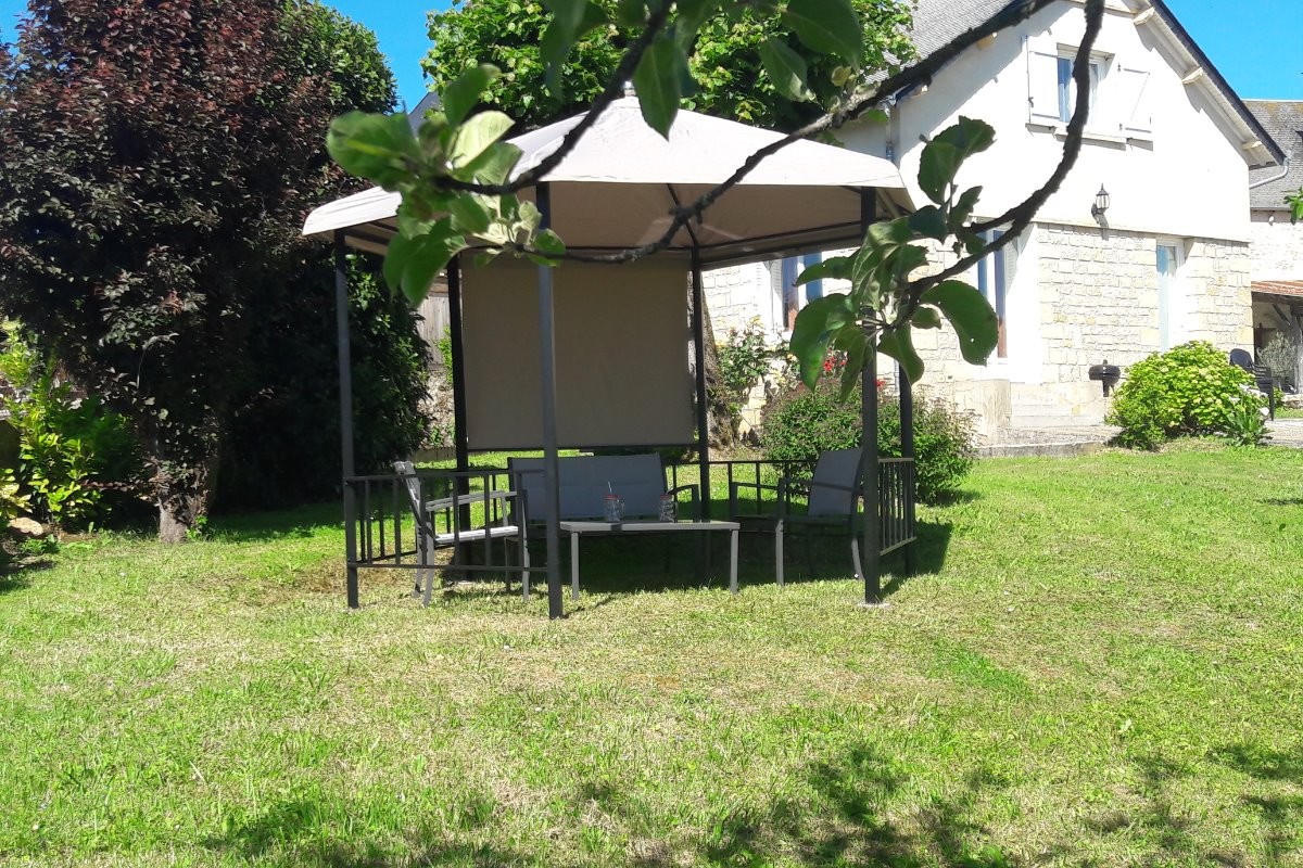 Coin repos sous la tonnelle