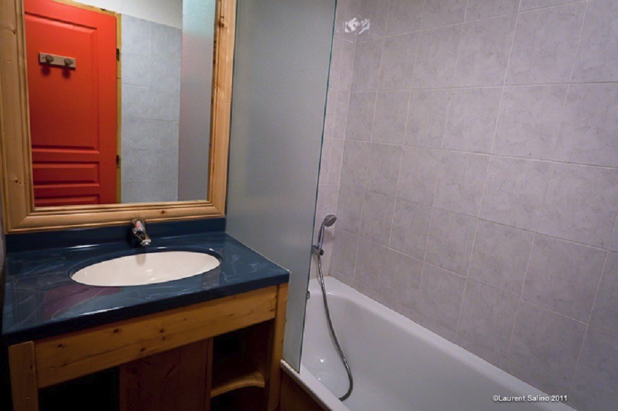 4 chambres avec Salle de bain Baignoire et 5 chambres avec salle de bain douche