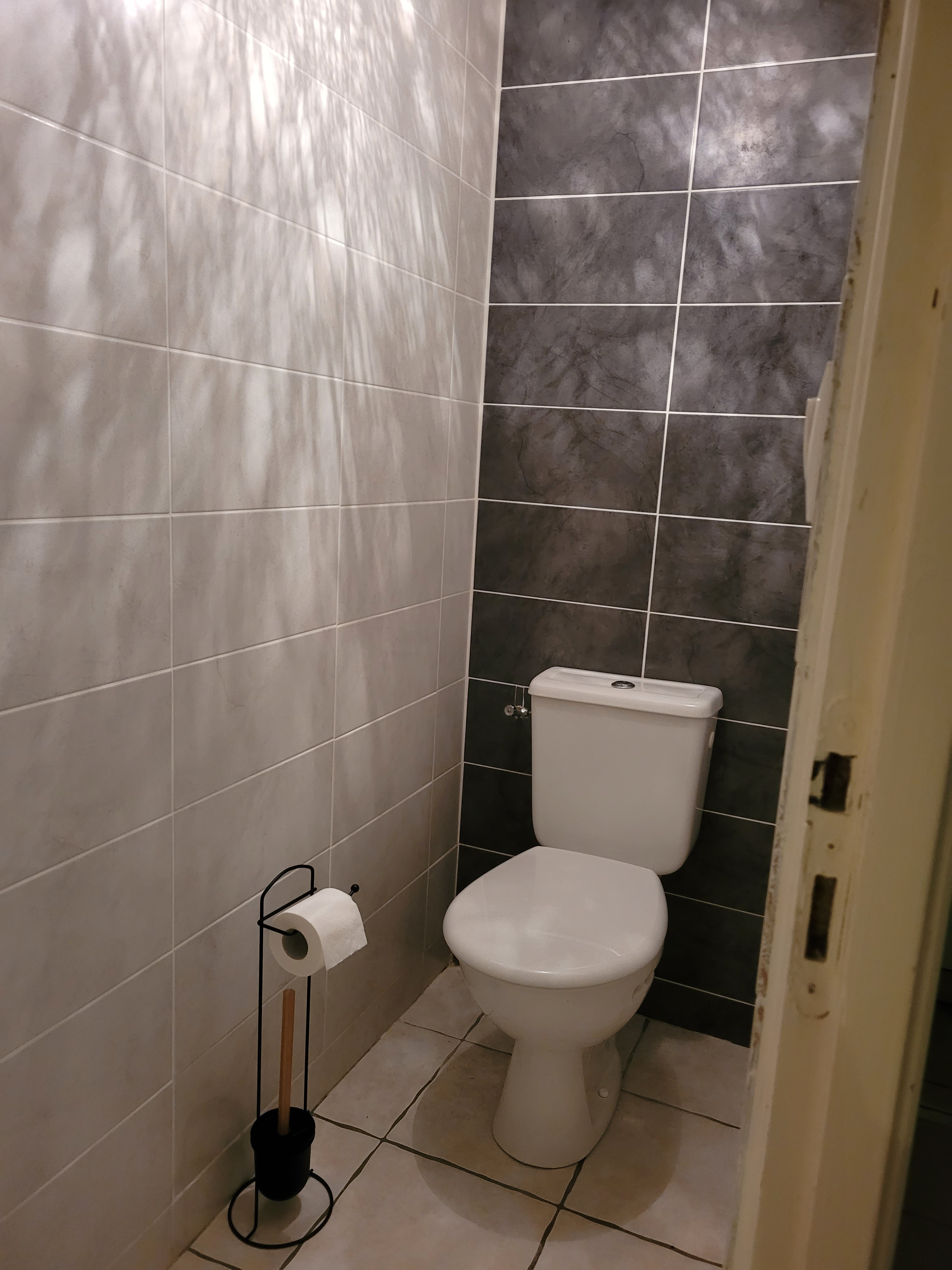 Le Bail, location Pontrieux, WC indépendants
