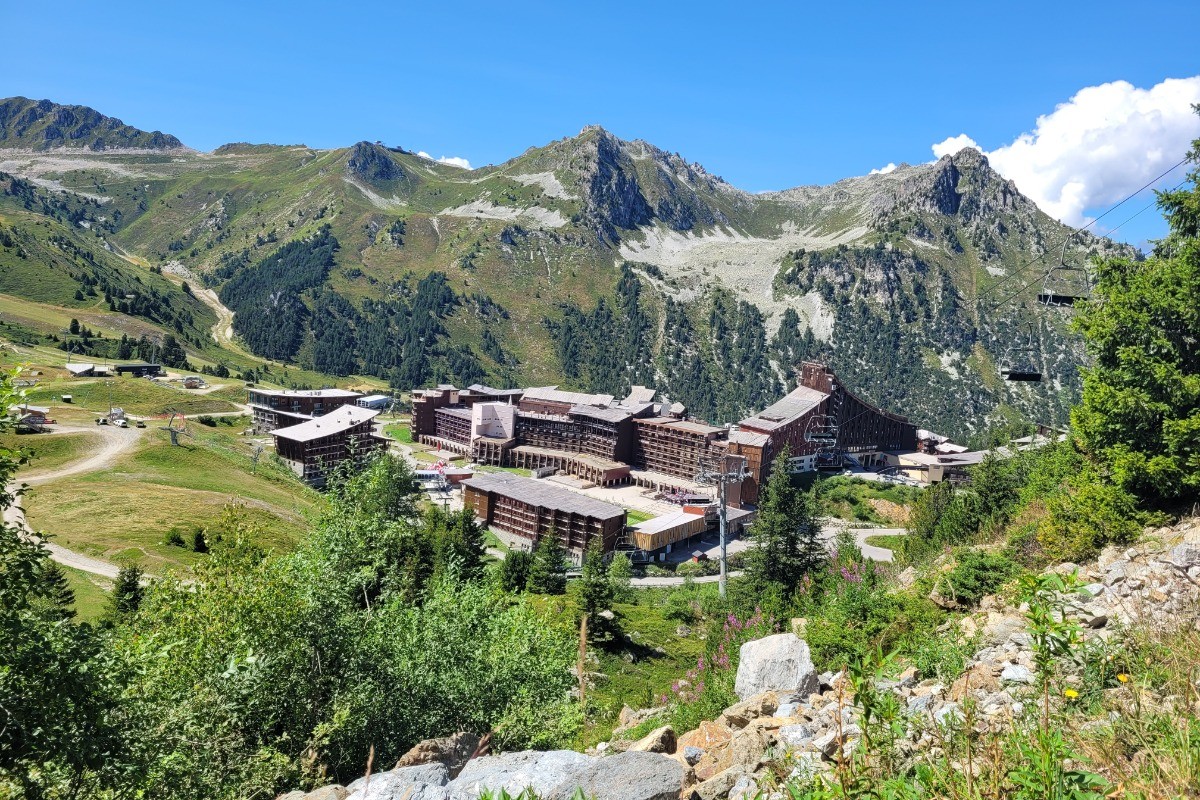 Téléphérique du Bonheur, les Arc 2000 l'été