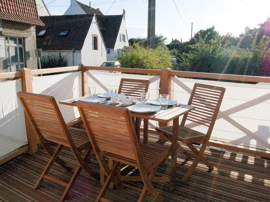Terrasse d'entrée