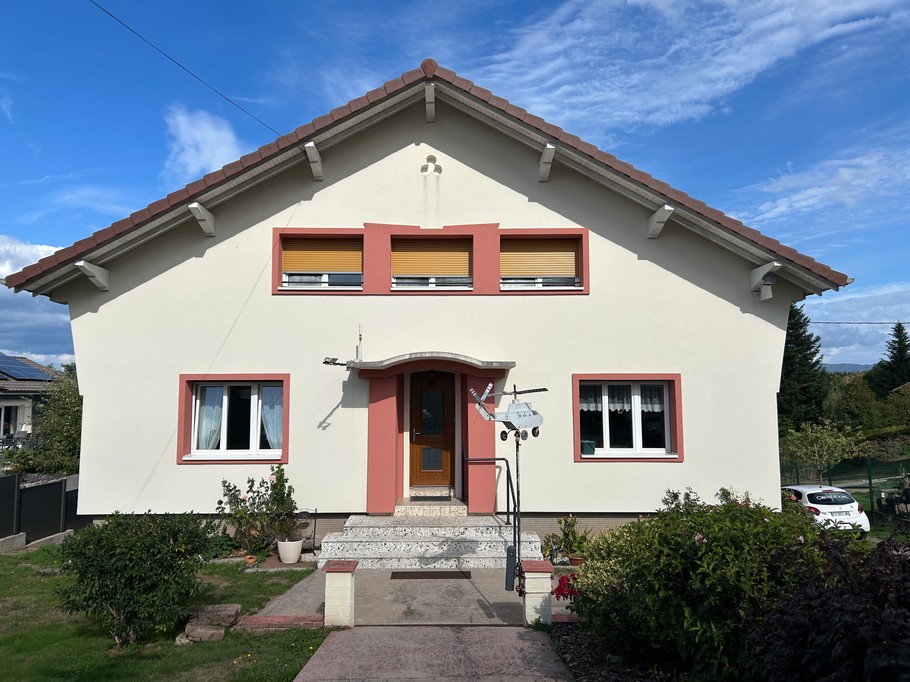 Chez Papy Roger holiday cottage, situated in a small village near Gérardmer