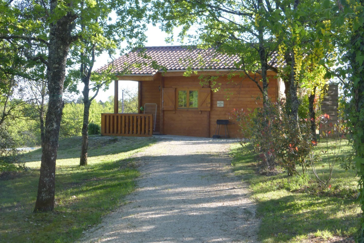 Maison chalet nordique Village de Gîtes Les Collines d'Eyvigues 24580 Salignac Eyvigues Clévacances