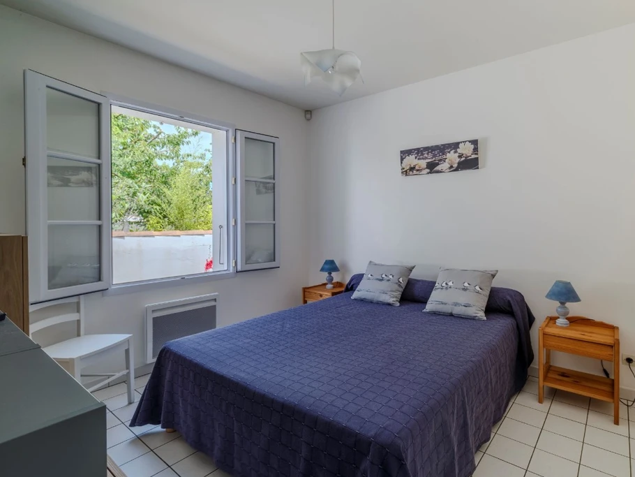 Gite "Rue de La Manne" avec jardin clos, proche de l'océan et des commerces à pieds, pour 5 personnes, Ste Marie de Ré, Ile de Ré