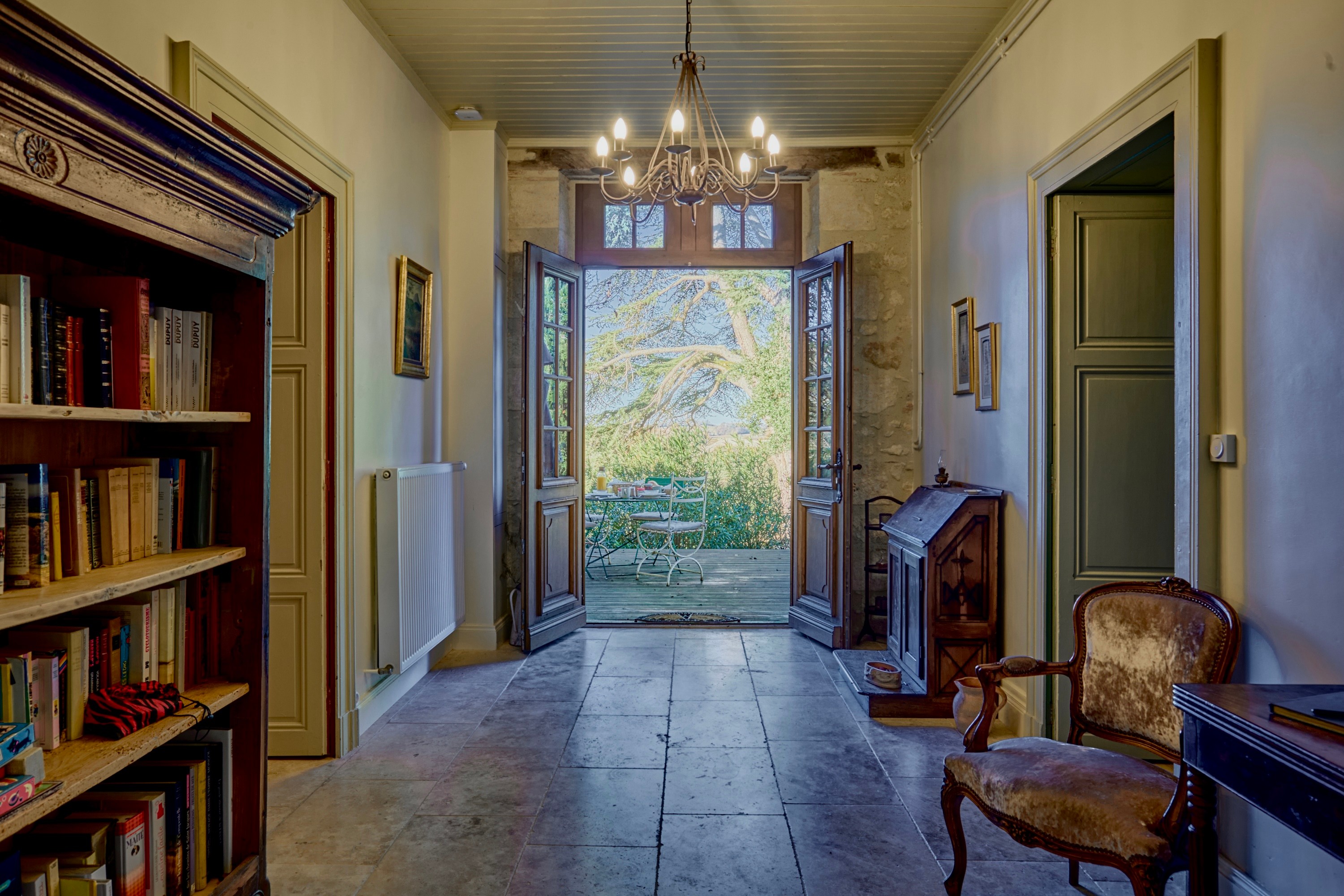 Hall bibliothèque