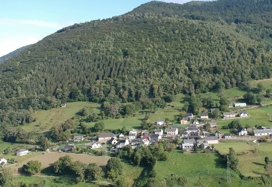 Le village de Sireix