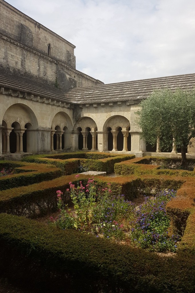 Idée de visite à Vaison, son cloître ©F. De Gardebosc