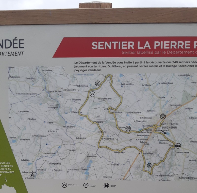 Sentier la Pierre Rose