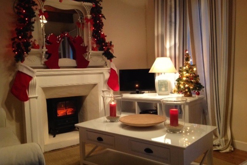 Ambiance fêtes de noël dans le salon
