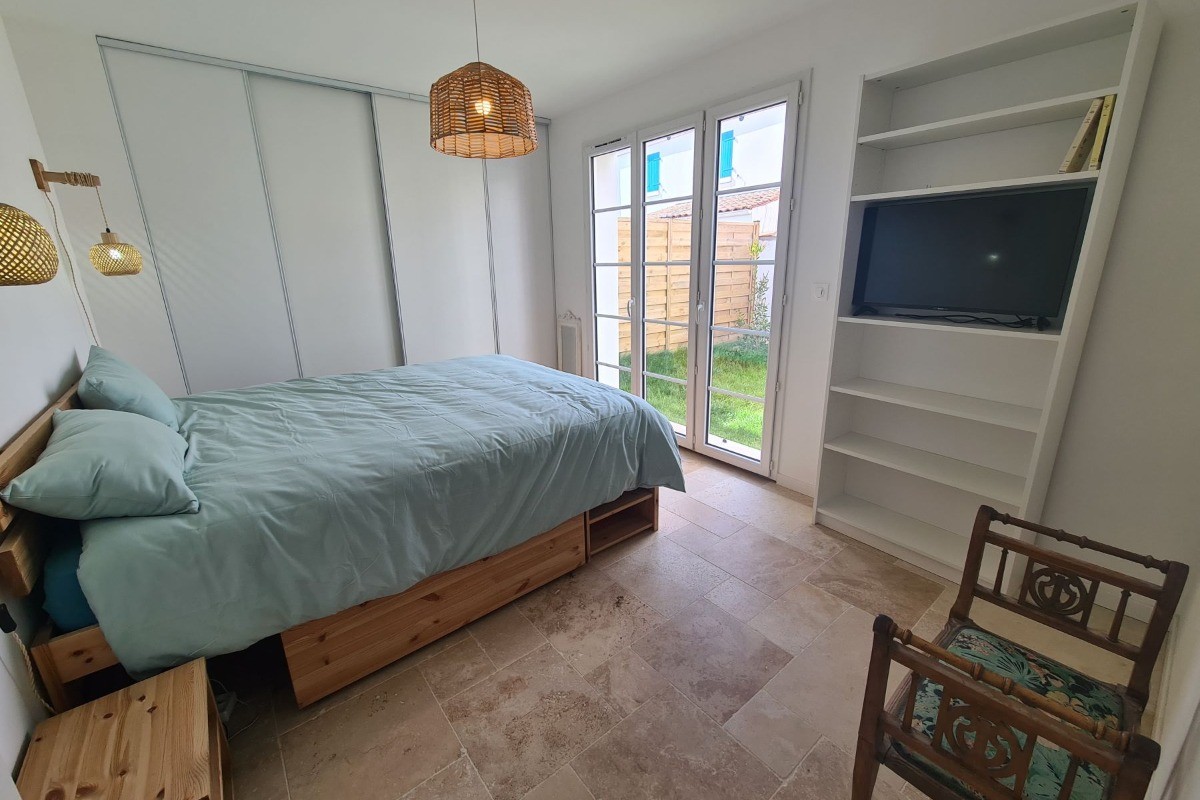 "La Clairière" avec un jardinet et un garage pour 6 personnes, à St Trojan Les Bains, sur l'ile d'Oléron, en Charente maritime.