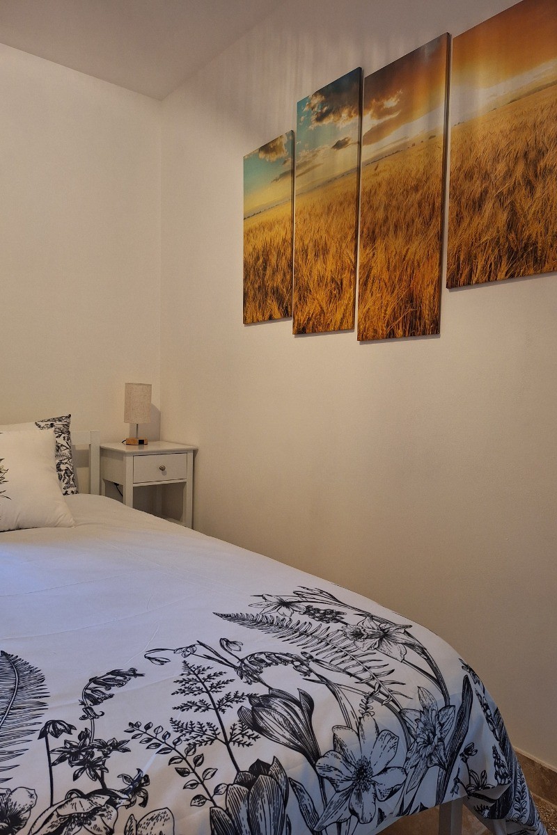 Chambre avec double lit de 180cm de largeur