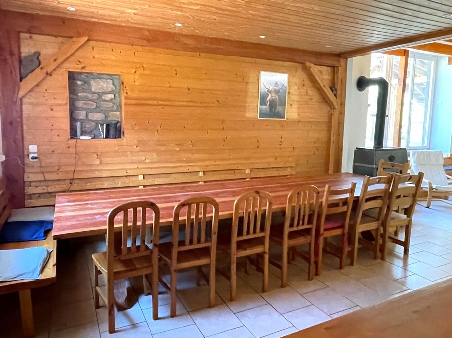 Salon/ séjour - îte de groupe Chevreuil au domaine Les Sources Folles