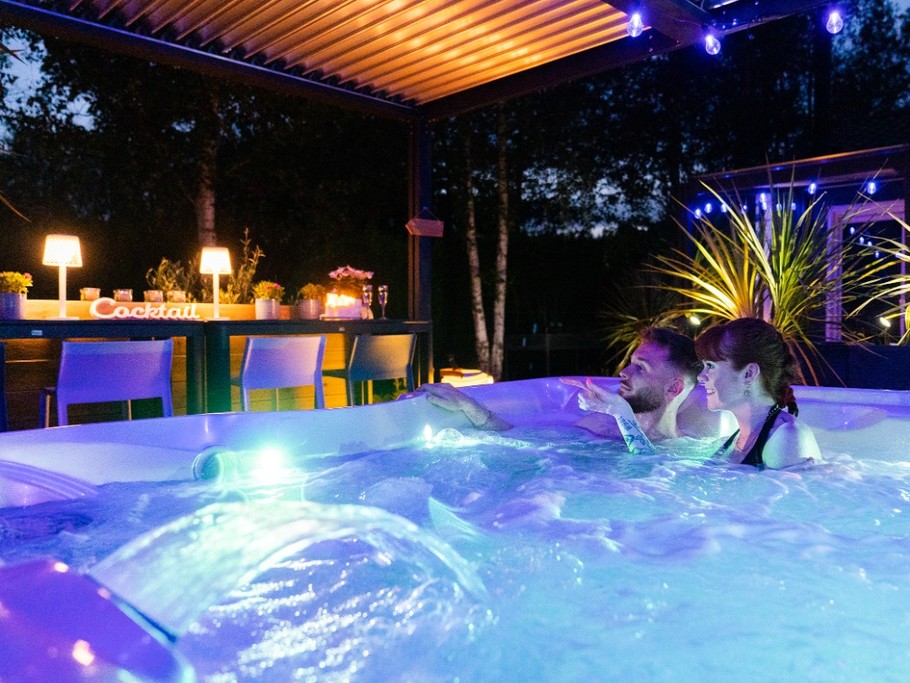 Un SPA à la lueur des bougies et surtout des étoiles...