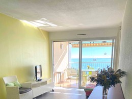 Le séjour très lumineux