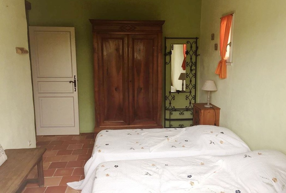 Gîte rural 5 personnes avec piscine commune