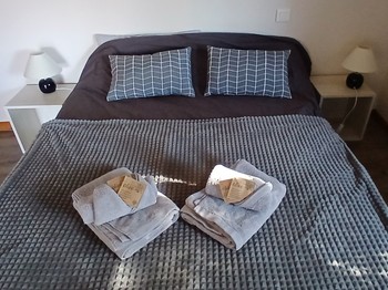 Gîte "Pic de Cluzel" : Bedroom 1