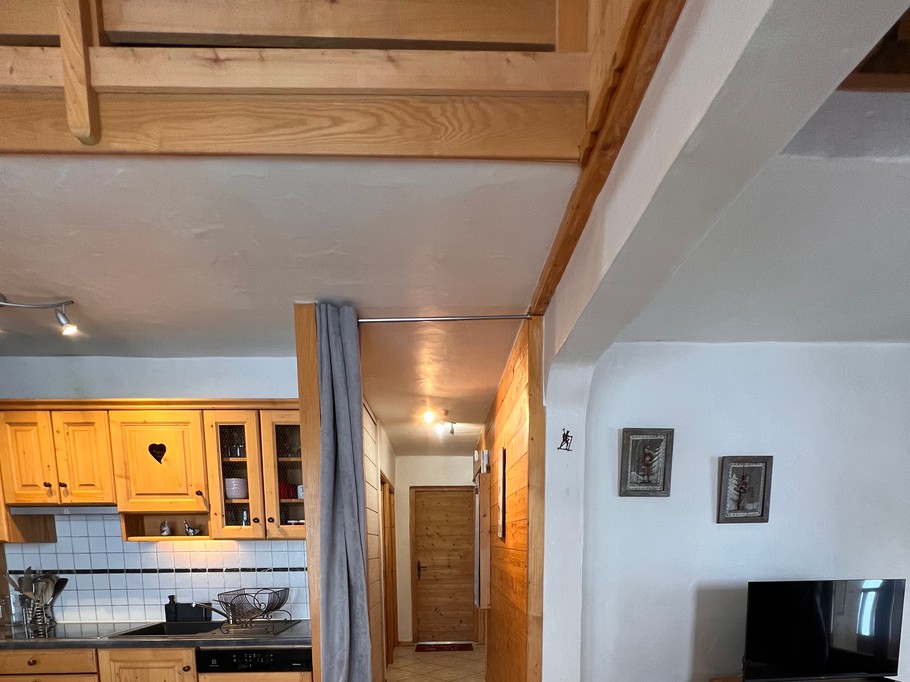 Cuisine et couloir