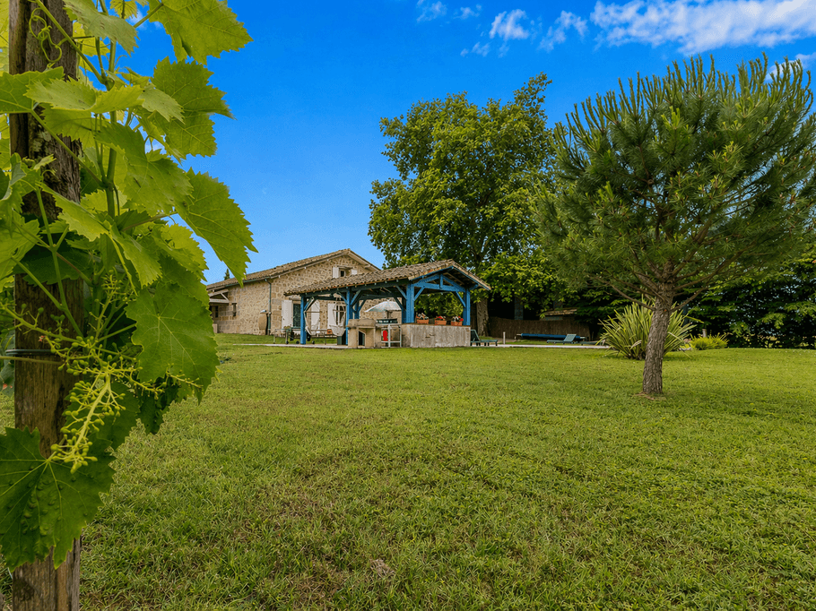 Jardin clos de 4000 M2