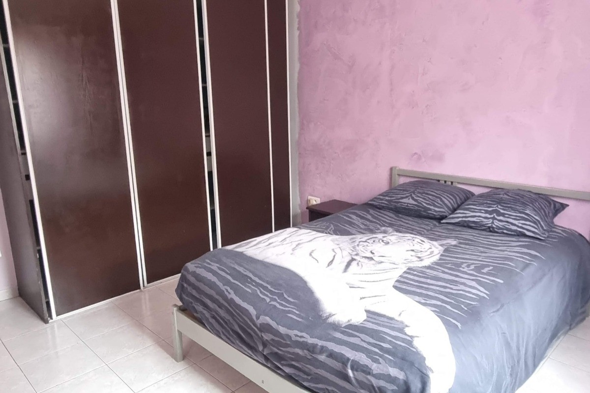 1ère chambre lit 140