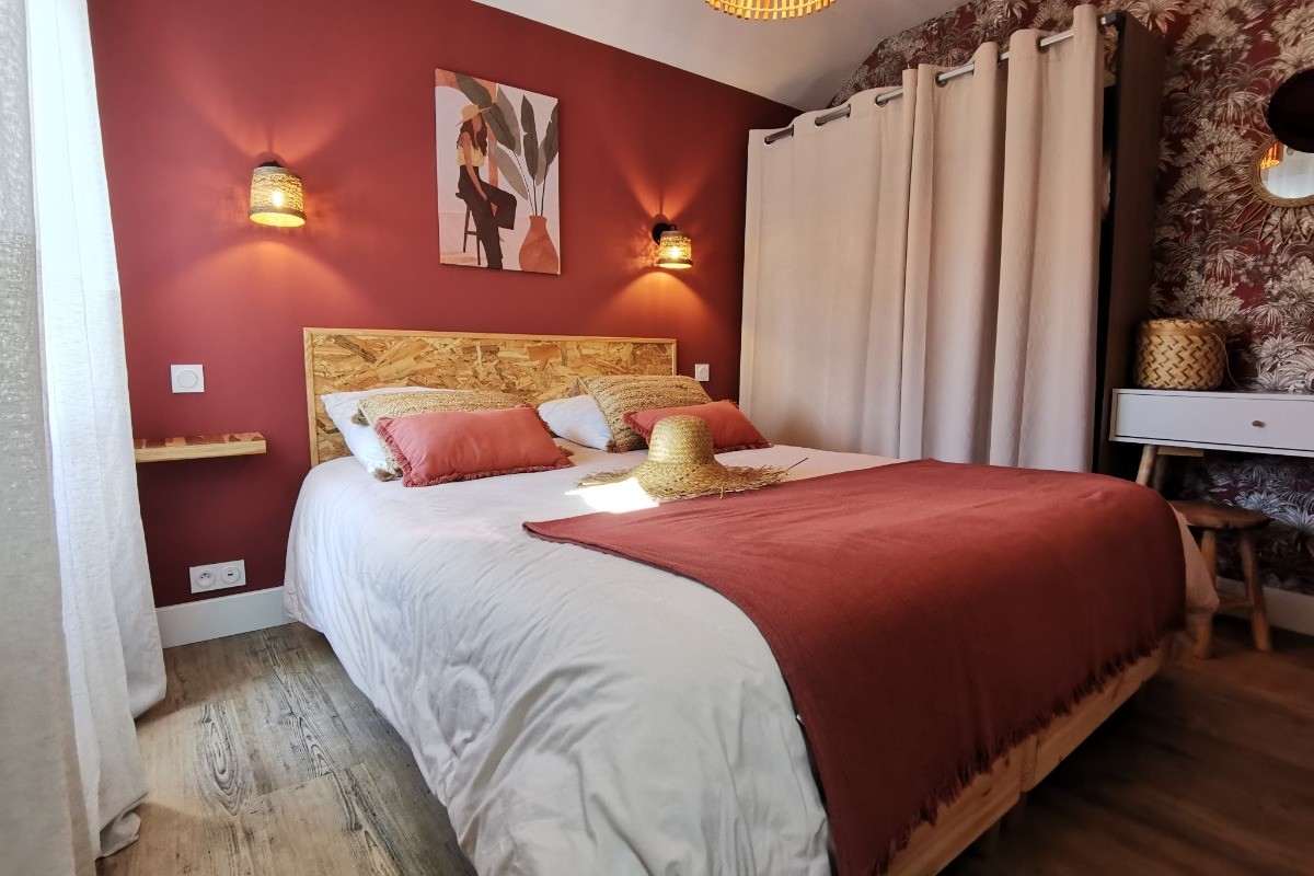 Chambre avec lit 160