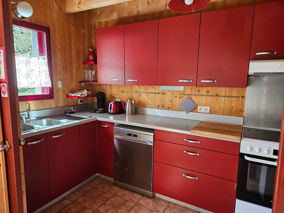 "Les Chamois" holiday cottage in Mont-Dore: The kitchen