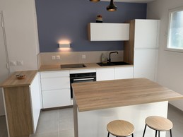 BEL APPARTEMENT ERQUY POUR 2/3 PERSONNES - COTES D'ARMOR - BRETAGNE - cuisine
