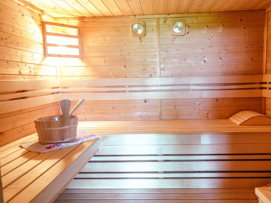 sauna traditionnel 5/6 places