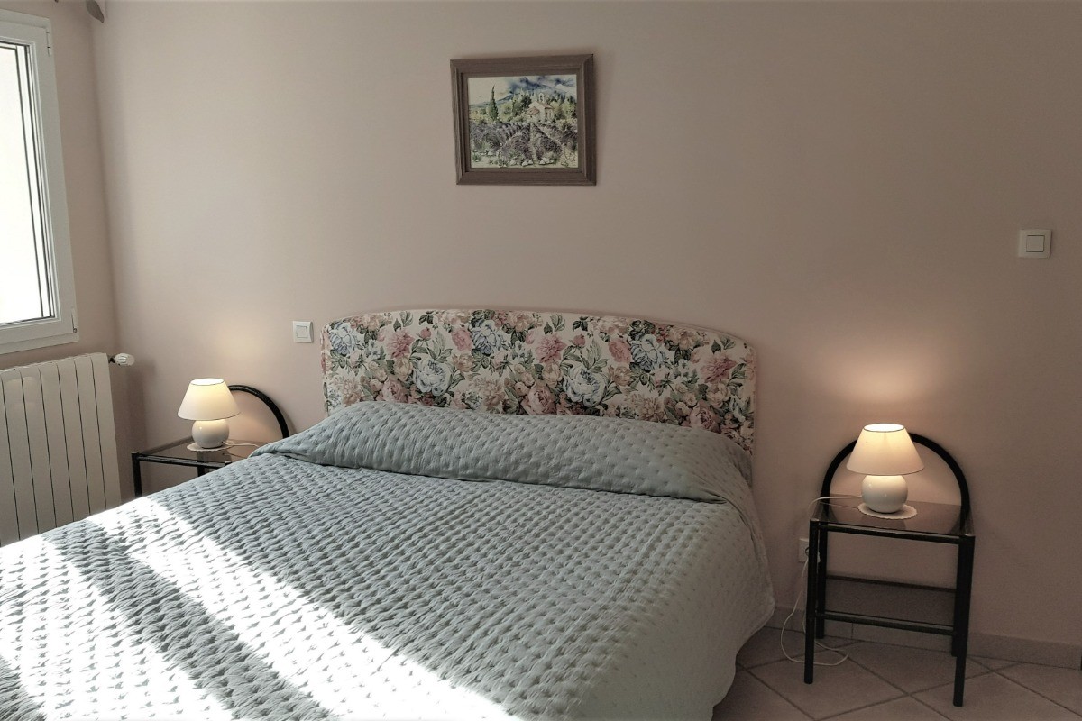 chambre lit e 160