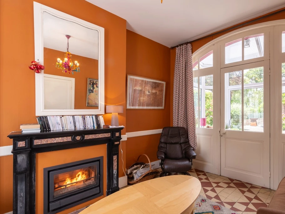 Pièce lecture avec insert