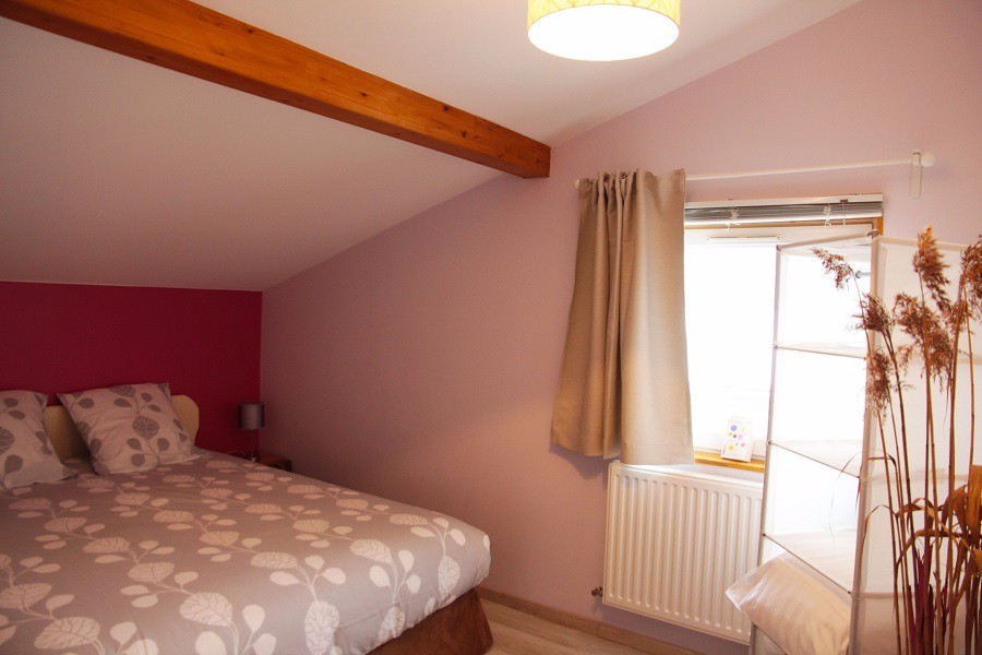 Logement au centre des Rousses - chambre lit double 1