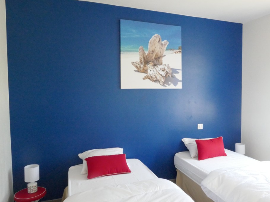 Chambre 2 avec deux lits en 90