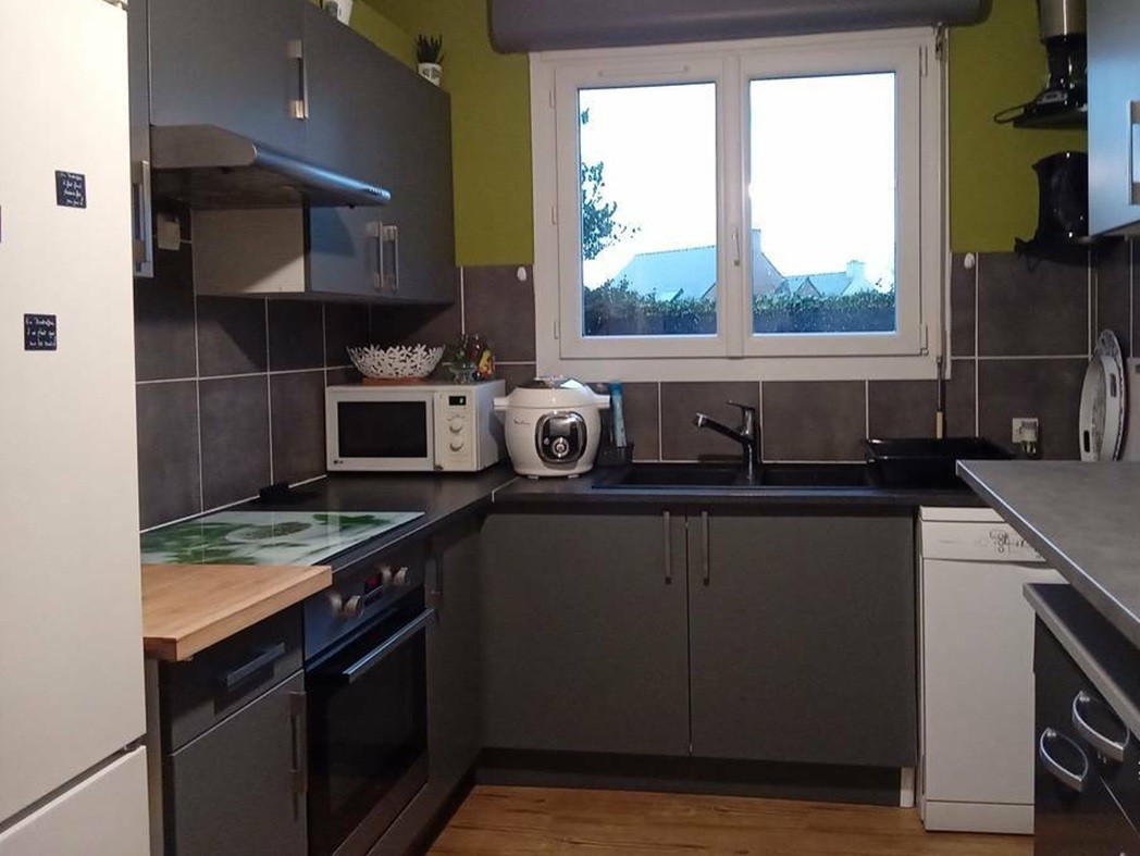 Fitted kitchen
