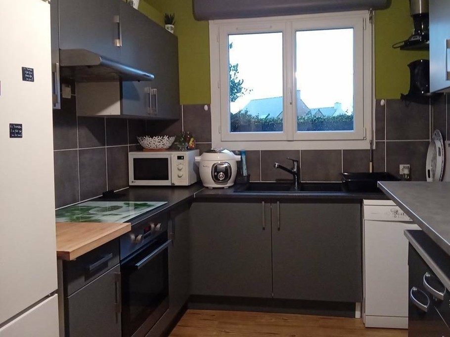 Fitted kitchen